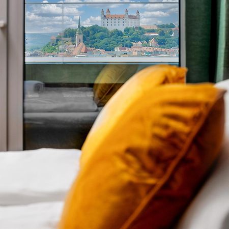 Sky Park 1 - Luxurious #Instaworthy Apartment In Downtown City Center With Included Parking, Best Address In Town Bratislava Esterno foto