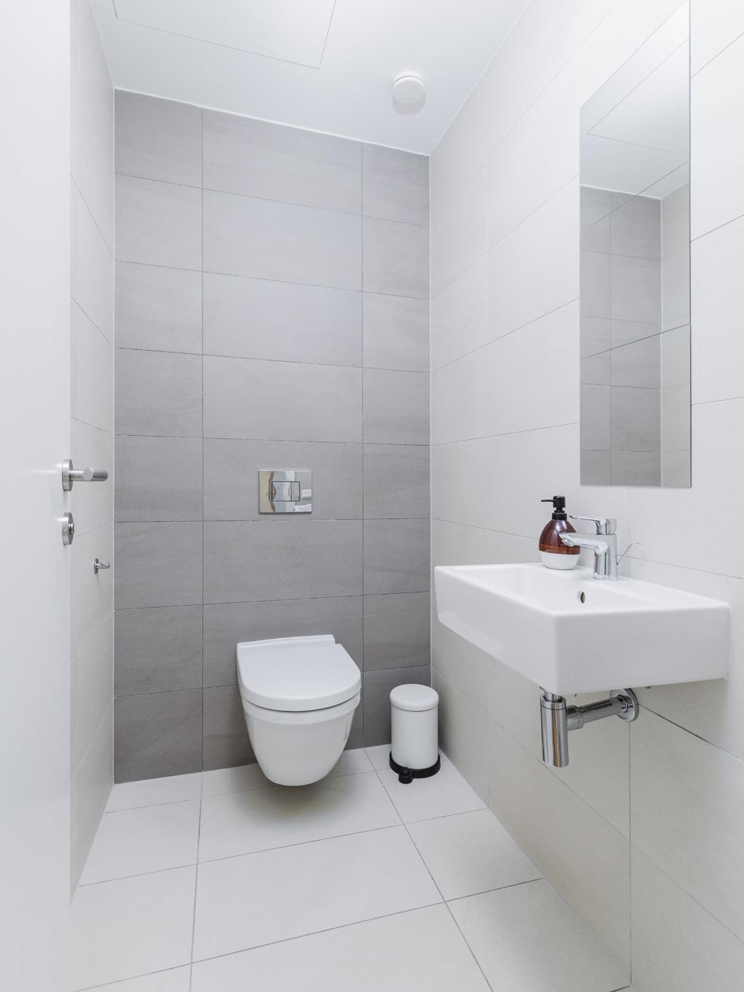 Sky Park 1 - Luxurious #Instaworthy Apartment In Downtown City Center With Included Parking, Best Address In Town Bratislava Esterno foto