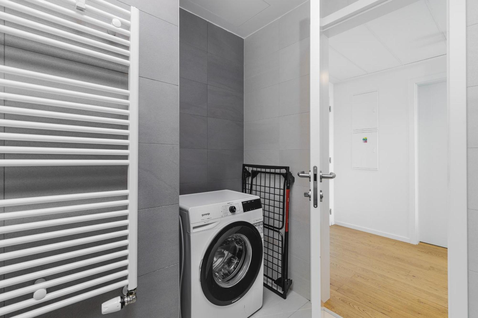 Sky Park 1 - Luxurious #Instaworthy Apartment In Downtown City Center With Included Parking, Best Address In Town Bratislava Esterno foto